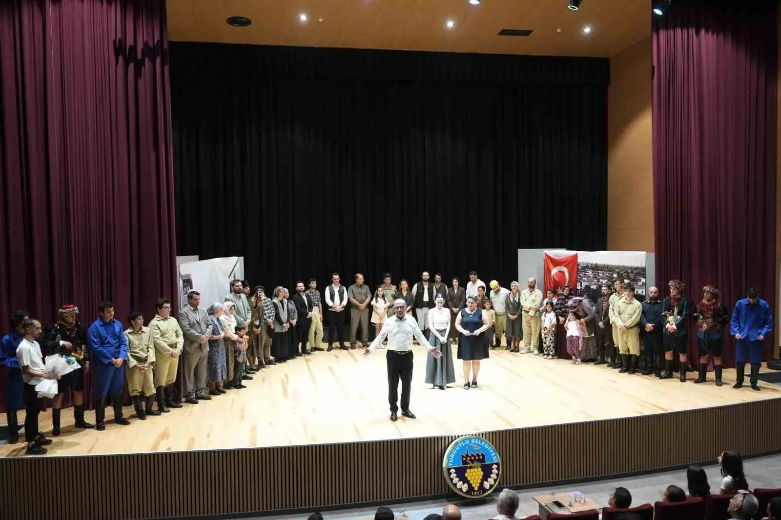 Turgutlu’nun 104 yıllık gurur tablosu: Tarihi zafer tiyatroyla ölümsüzleşti