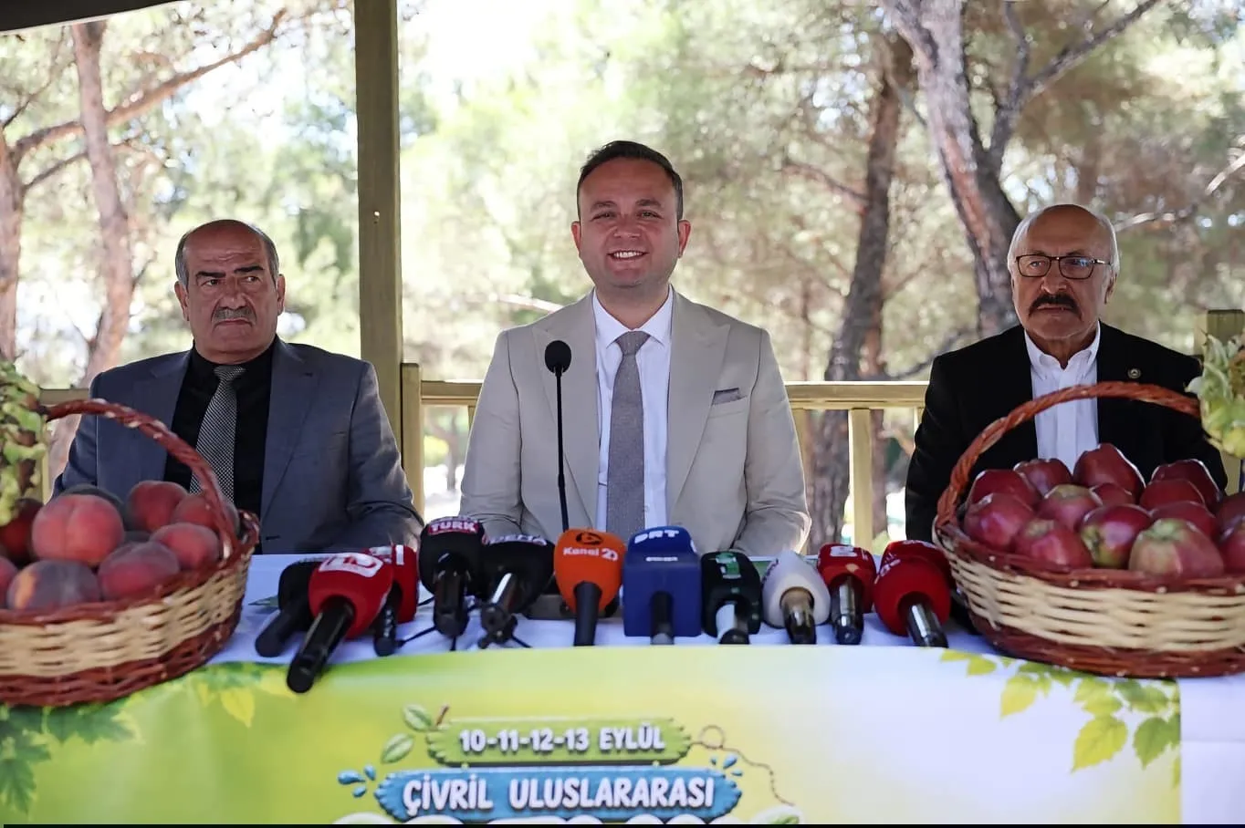 Çivril’de elma hasadı şölenle taçlanıyor: 28. festival için geri sayım başladı