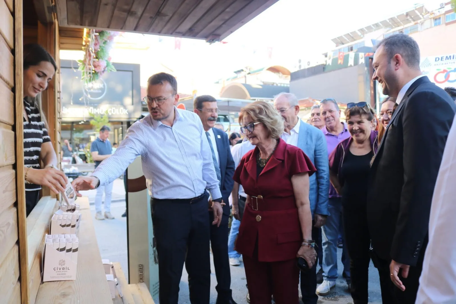 Çivril’in hasadı bu kez damaklarda iz bırakacak: Haşhaşlı ve kremalı sürpriz