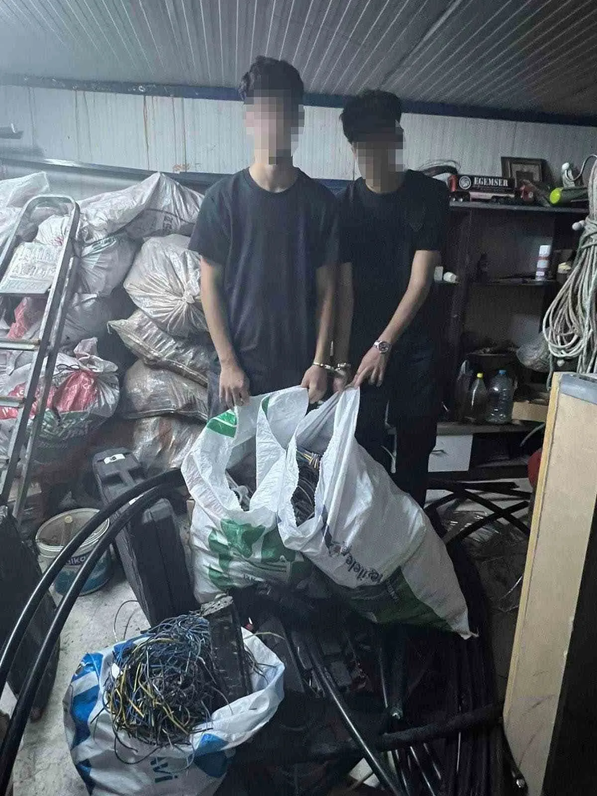 Şakran'da kablo hırsızlarına jandarma tokadı: 700 bin liralık vurgun sahiplerine döndü