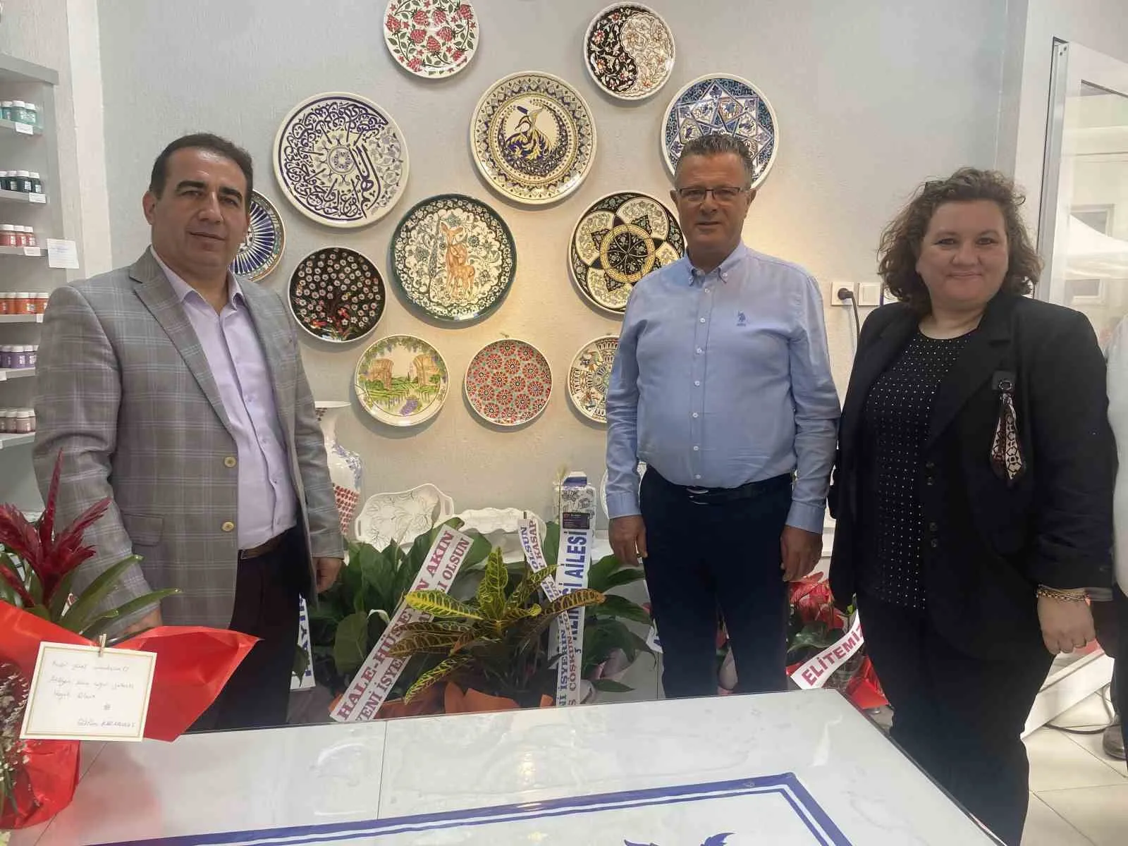 Alaşehir’in kültürel mirası çini fırınında yeniden şekilleniyor
