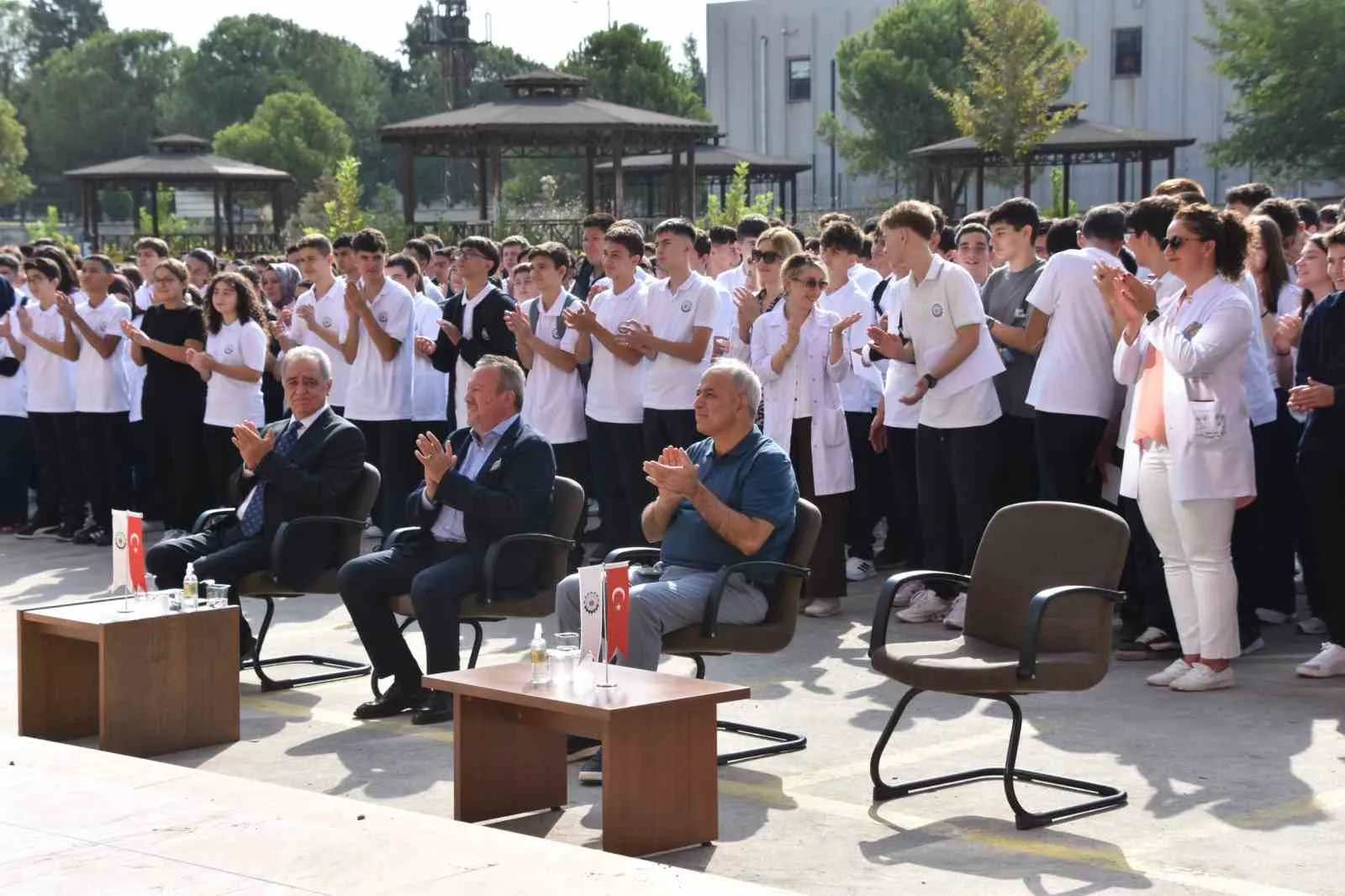 DOSTEK Koleji’nde çifte bayram: Hem yeni dönem heyecanı hem TEKNOFEST gururu