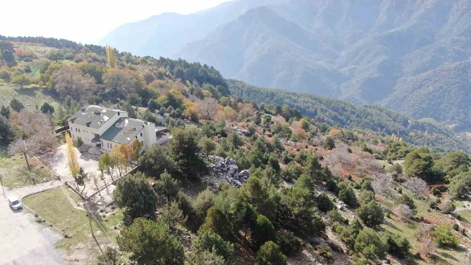 Recep Yazıcıoğlu’nun turizm vizyonu harabeye döndü: Paşa Yaylası’nda hüzünlü tablo