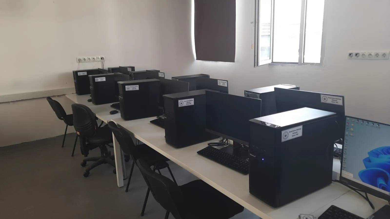 ADÜ’de kampüs konforu ve teknoloji atağı: 60 yeni bilgisayar hizmete girdi