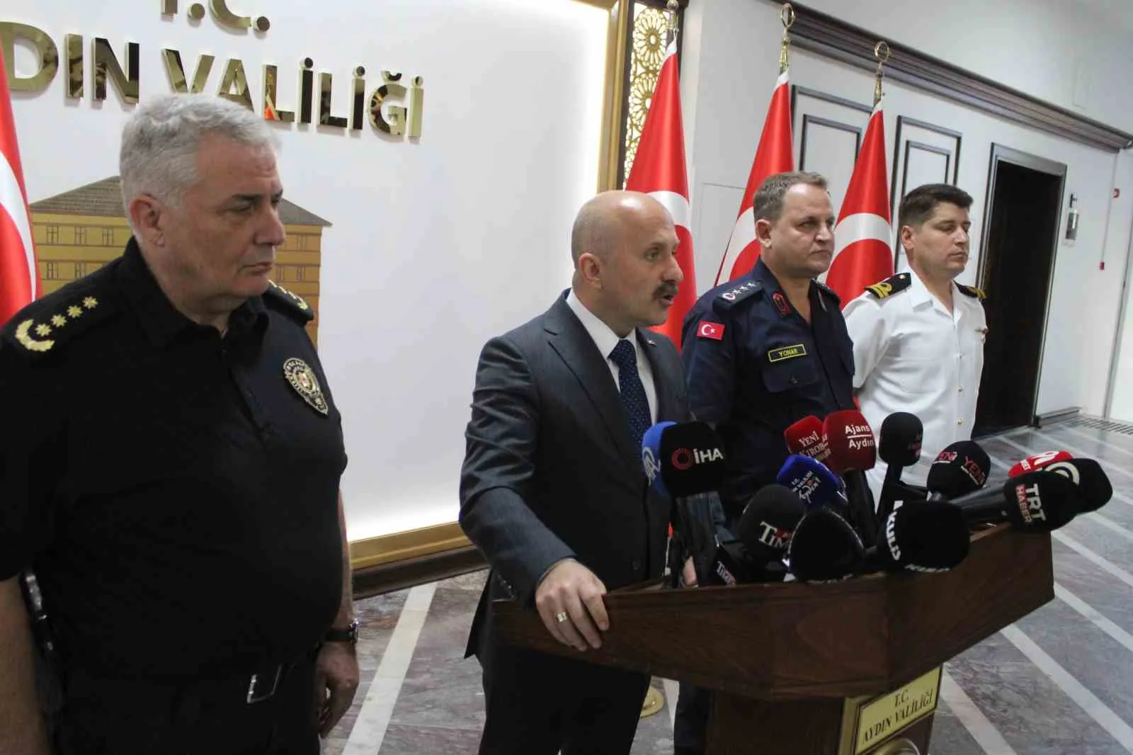 Aydın’da asayiş operasyonları: Bir ayda 971 şüpheli yakalandı