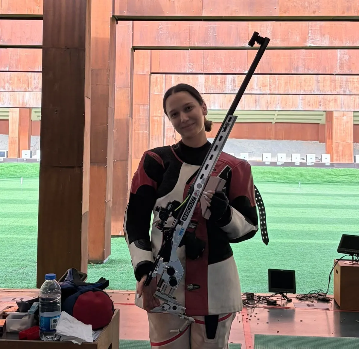 Manisalı İrem Denktaş’tan dev atış: Hedefi 12’den vurdu, olimpiyat vizesini kaptı