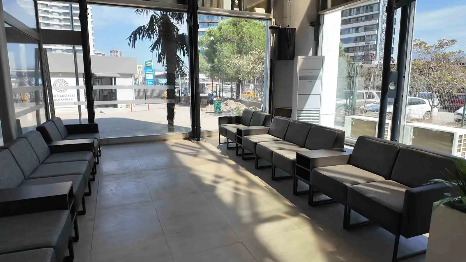 İzmir'de yargı hizmetlerine modern dokunuş: Halkapınar'da yeni dönem başladı