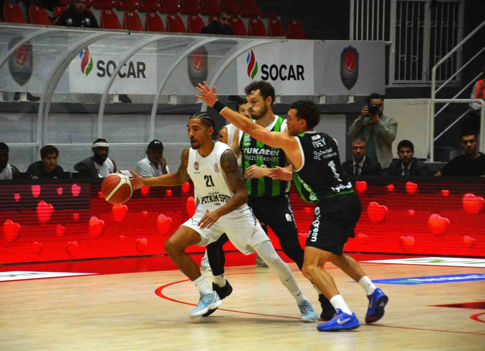 Aliağa’da sezonun ilk sınavı başarıyla geçildi: Petkimspor sonunu getirdi