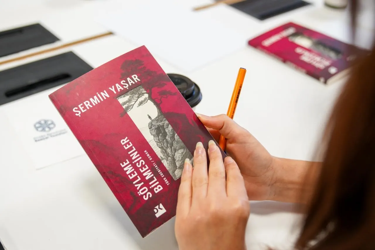 Aliağa’da sayfalar arası yolculuk başladı: Kitap tutkunları bu kulüpte buluşuyor