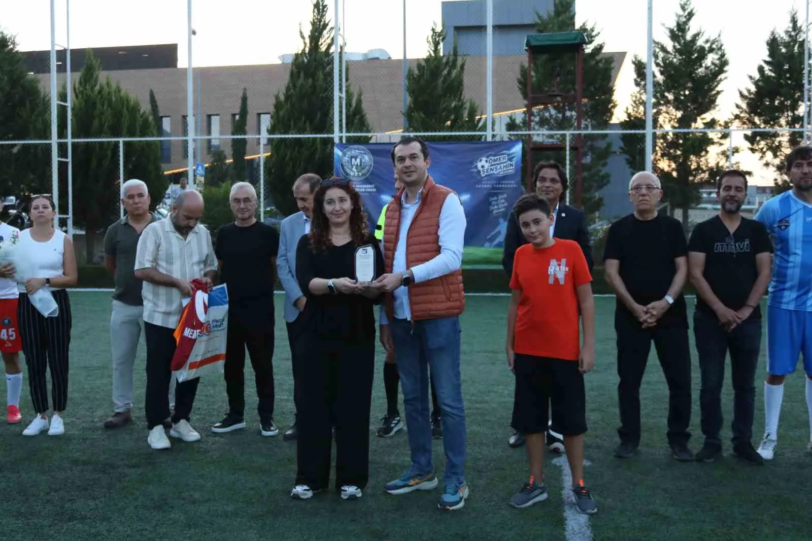 Denizli’de duygusal başlangıç: Mali müşavirler sahalara vefa için indi