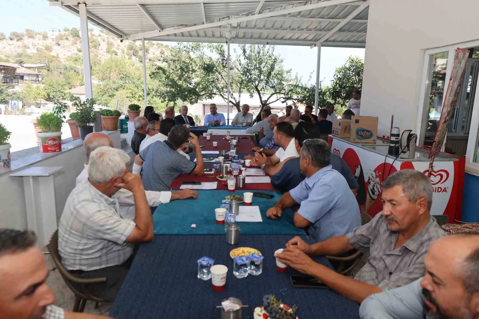 Yuntdağı’nın geleceği için ortak akıl: Muhtarlar ve belediyeler Büyüksümbüller’de buluştu