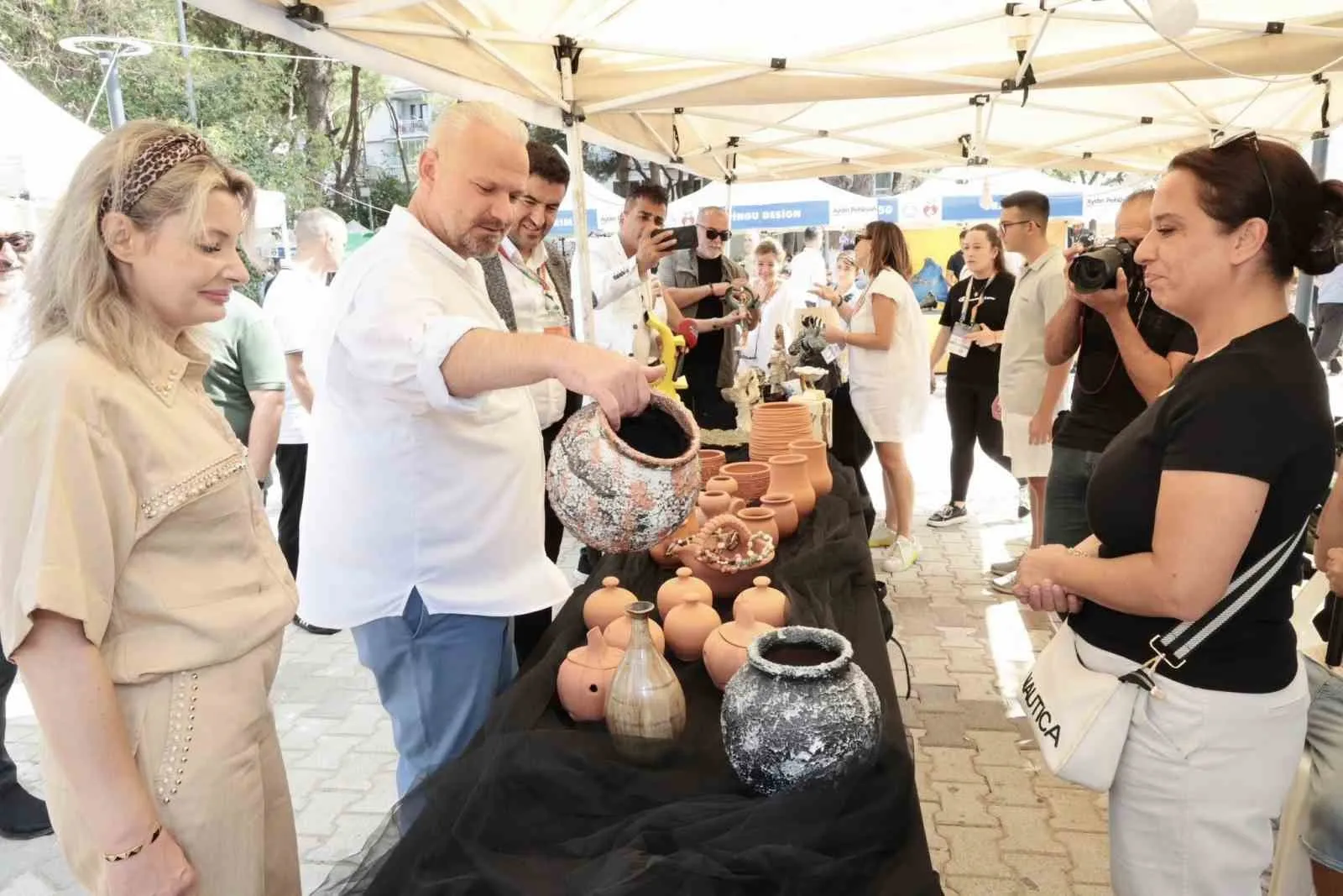 Menemen toprağı dünya sahnesine çıkıyor: 45 ülkeden sanatçılar buluşuyor