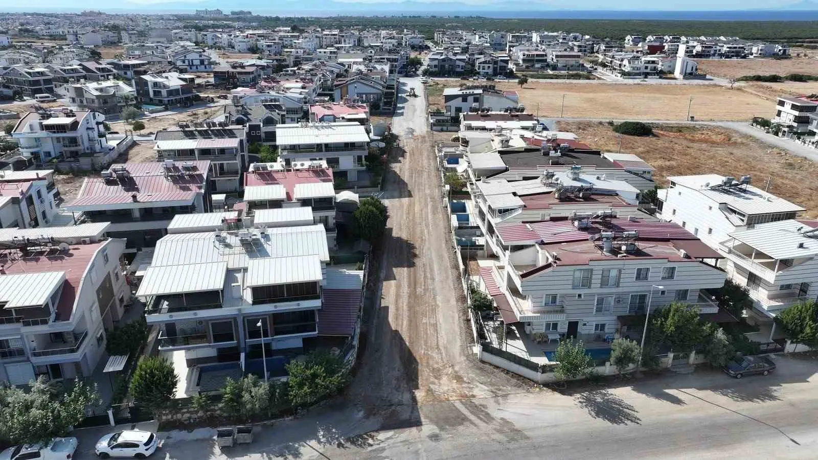 Didim'de kendi üretimiyle gelen konfor: Yollar belediyenin öz gücüyle yenileniyor
