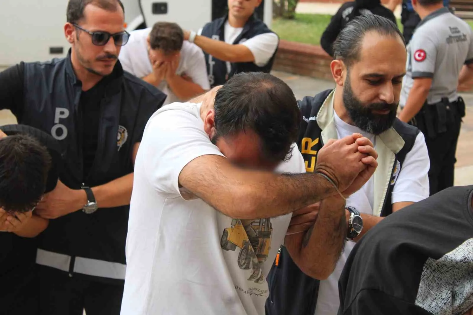 11 milyar liralık sanal vurgun operasyonu: 26 kişi demir parmaklıklar ardında